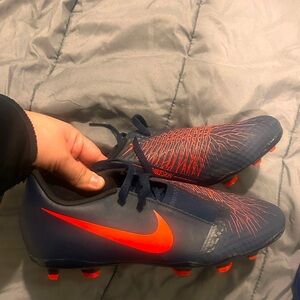 Nike soccer cleats- Youth